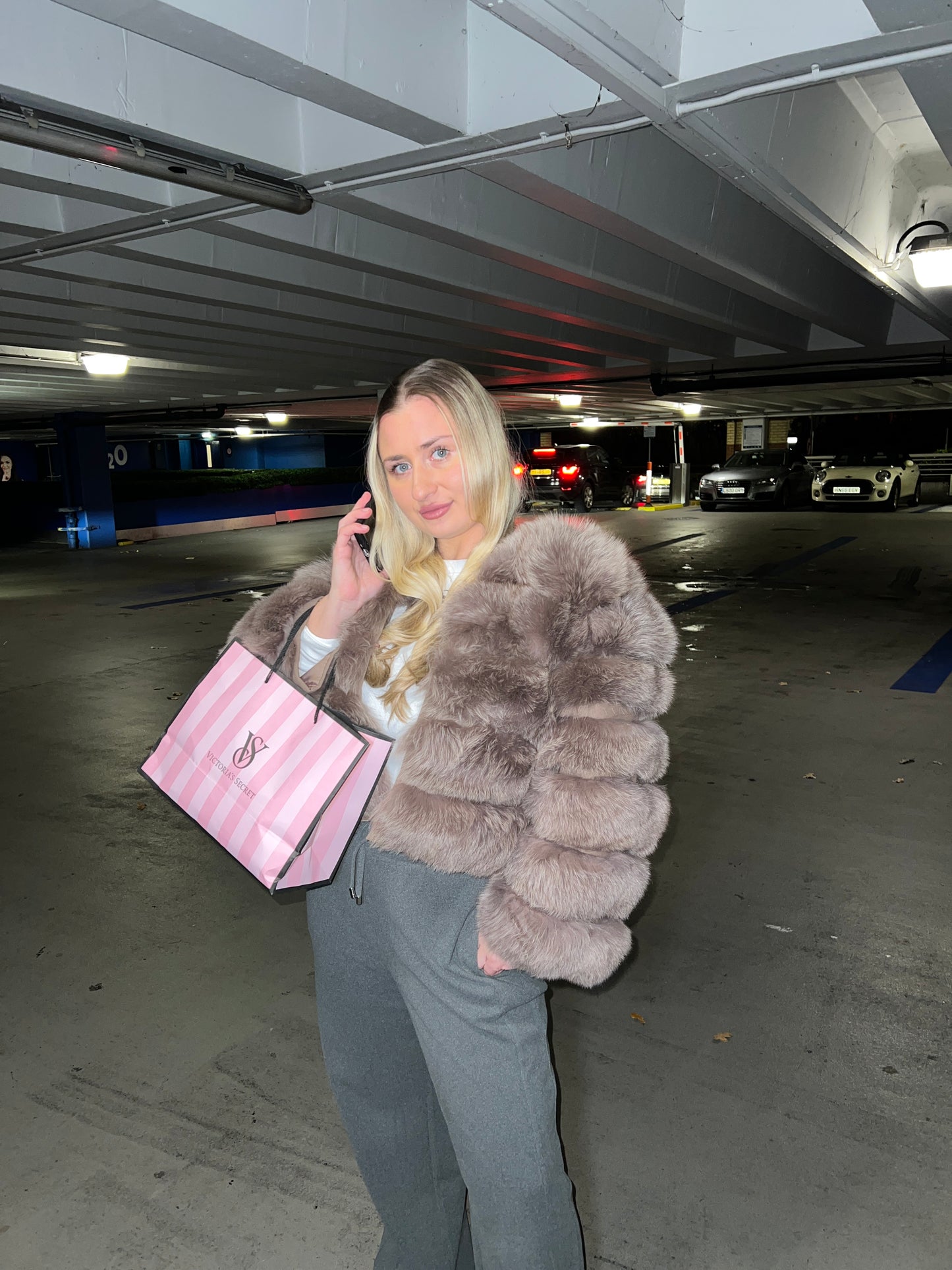 Coffee Premium Fur Coat with Detachable Sleeves